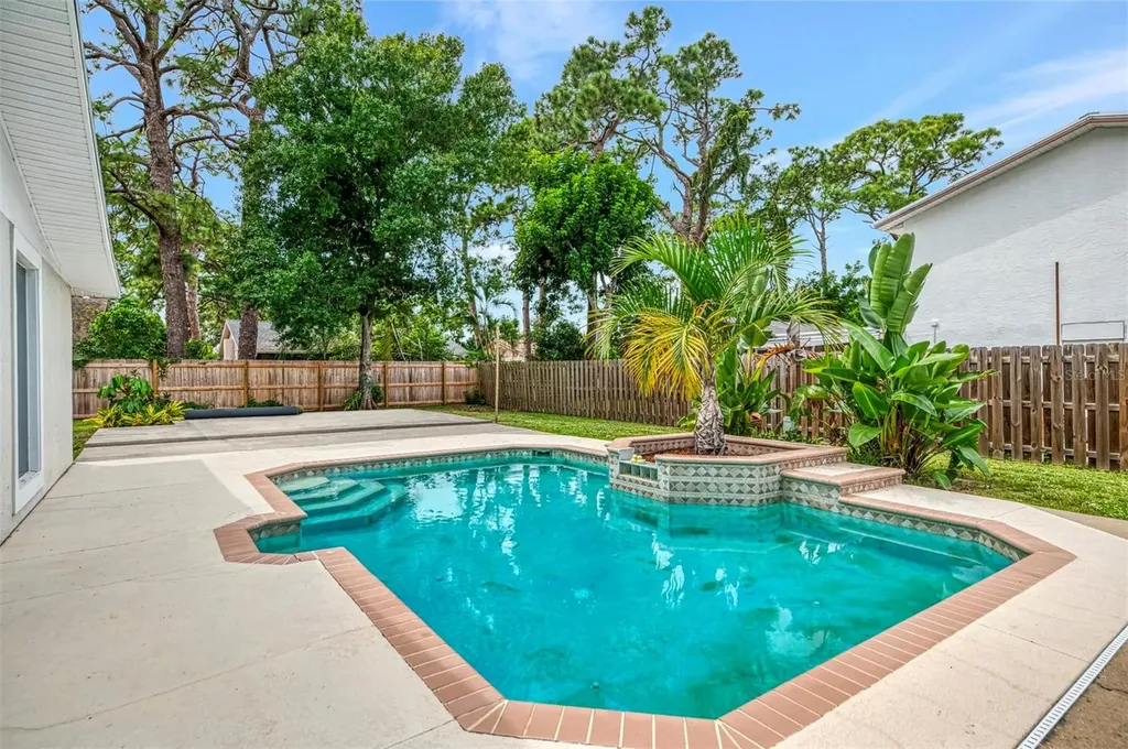2136 Brueckner Drive Sarasota FL 34231