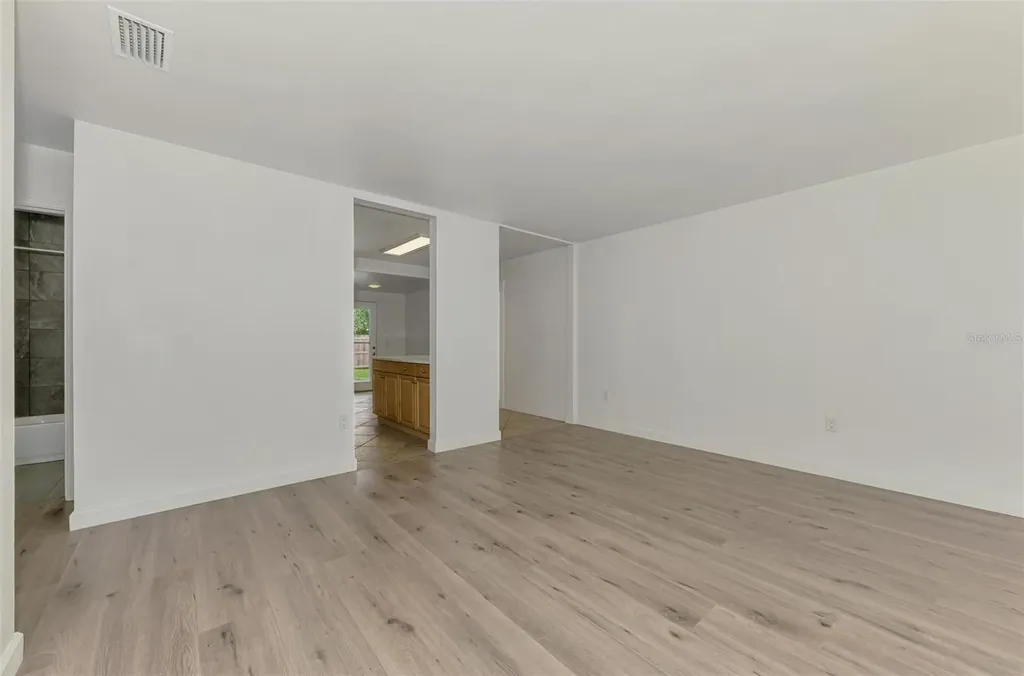 2136 Brueckner Drive Sarasota FL 34231