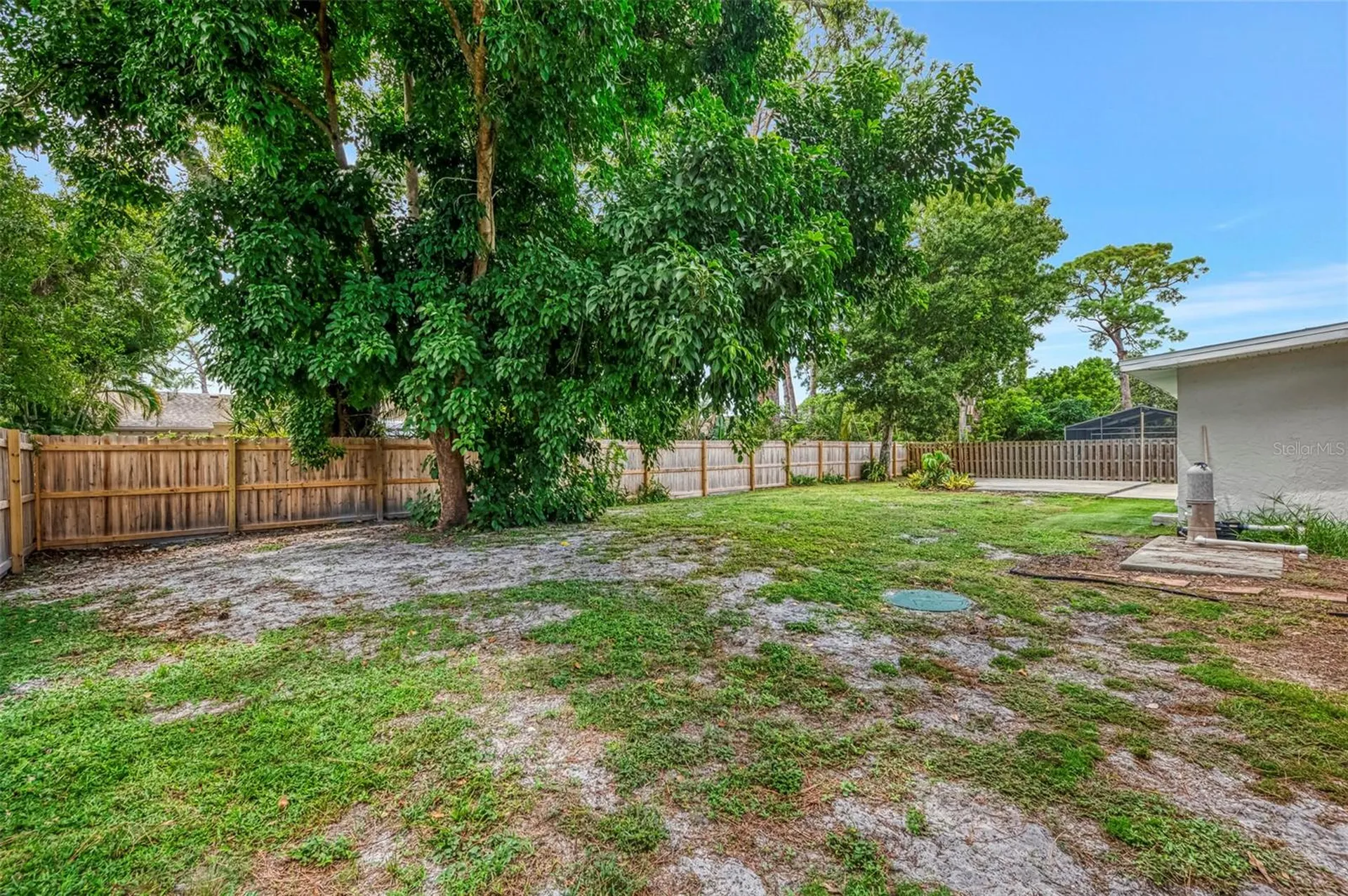 2136 Brueckner Drive Sarasota FL 34231
