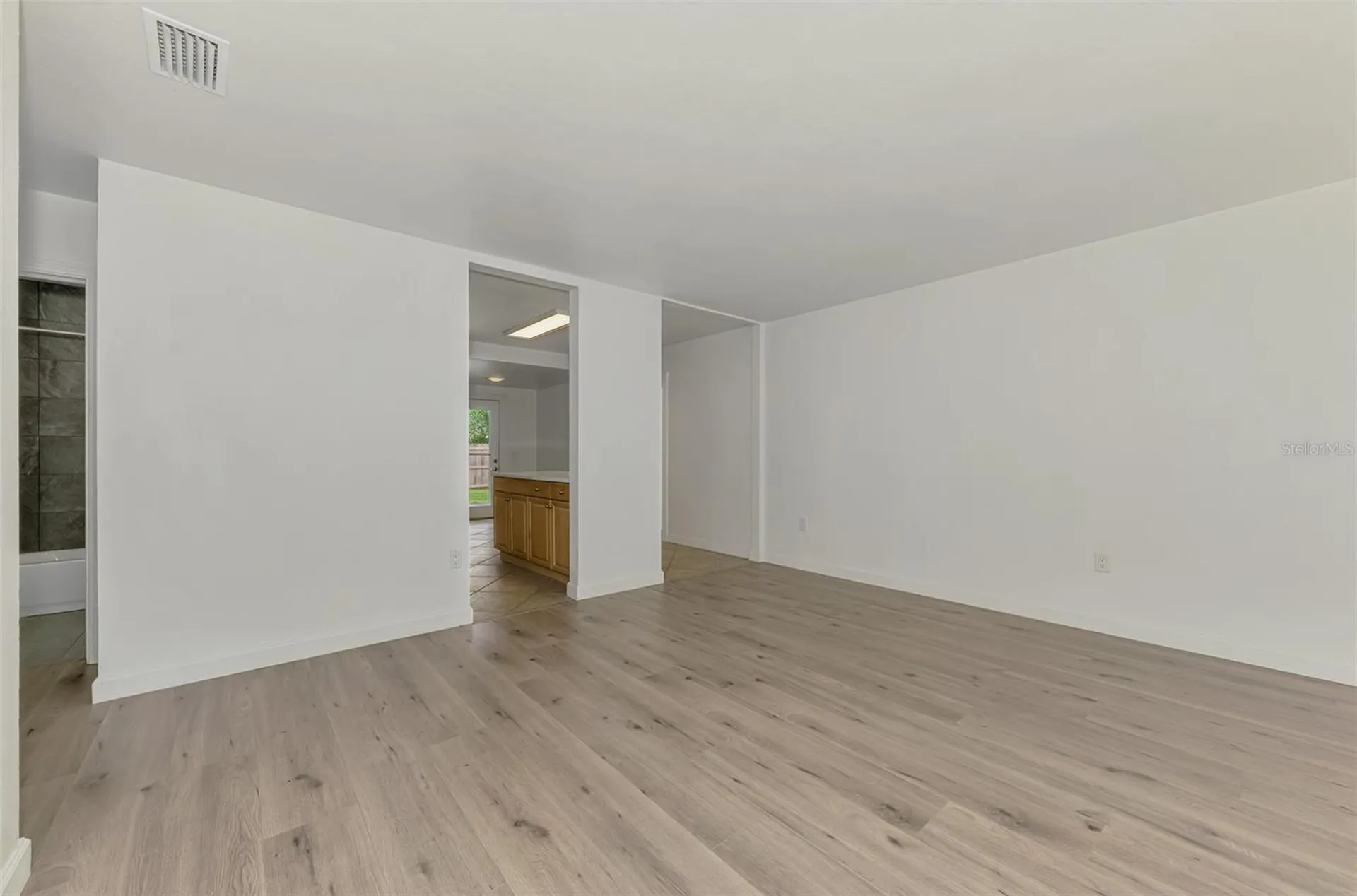 2136 Brueckner Drive Sarasota FL 34231