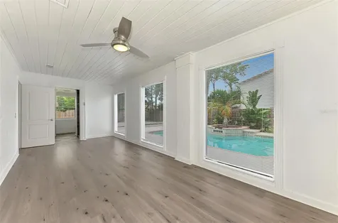 2136 Brueckner Drive Sarasota FL 34231