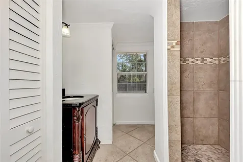 2136 Brueckner Drive Sarasota FL 34231
