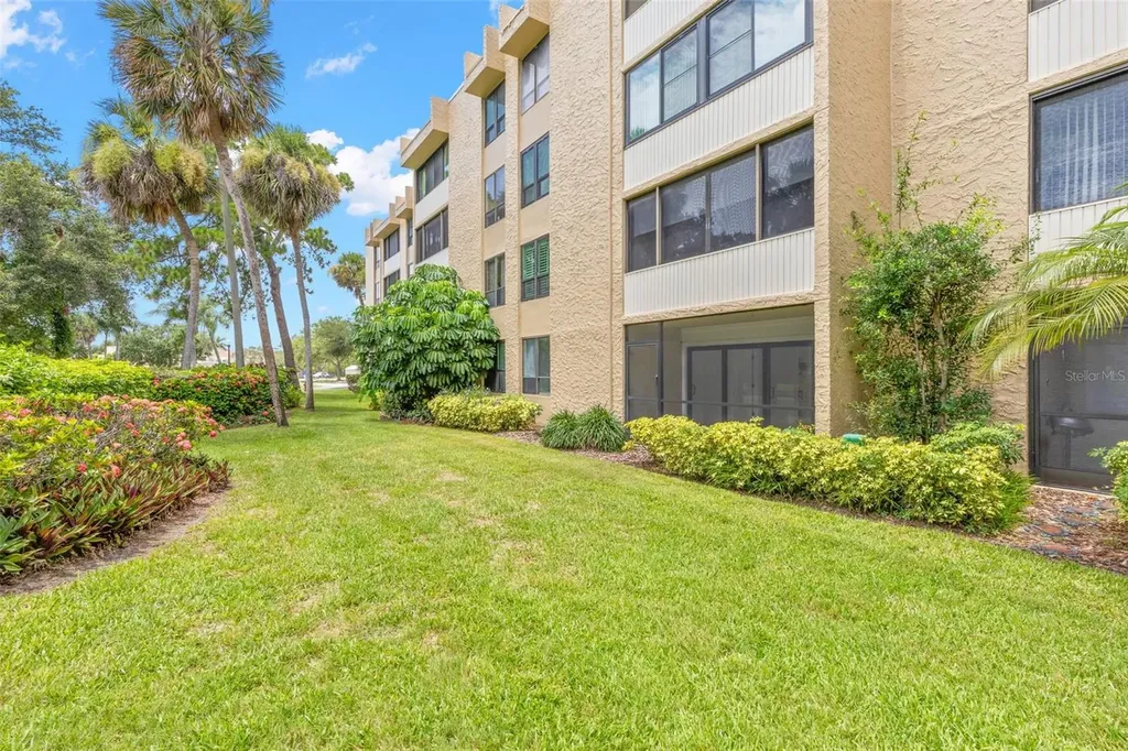 2614 Cove Cay Drive Clearwater FL 33760