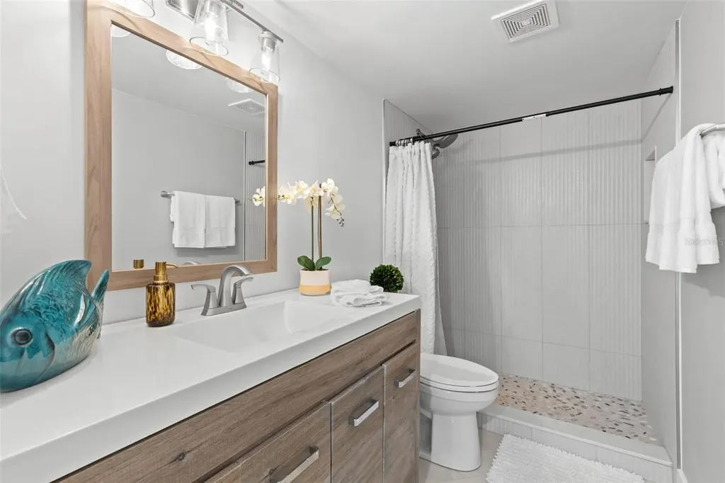 2614 Cove Cay Drive Clearwater FL 33760