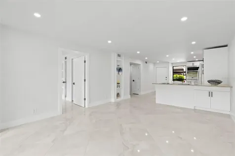 2614 Cove Cay Drive Clearwater FL 33760