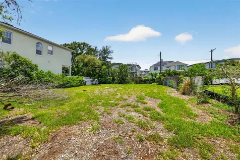 830 S Davis Boulevard Tampa FL 33606