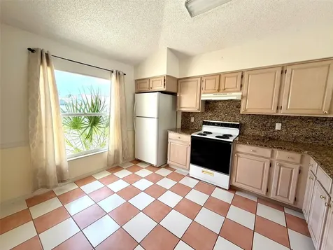 2705 Chatham Circle Kissimmee FL 34746