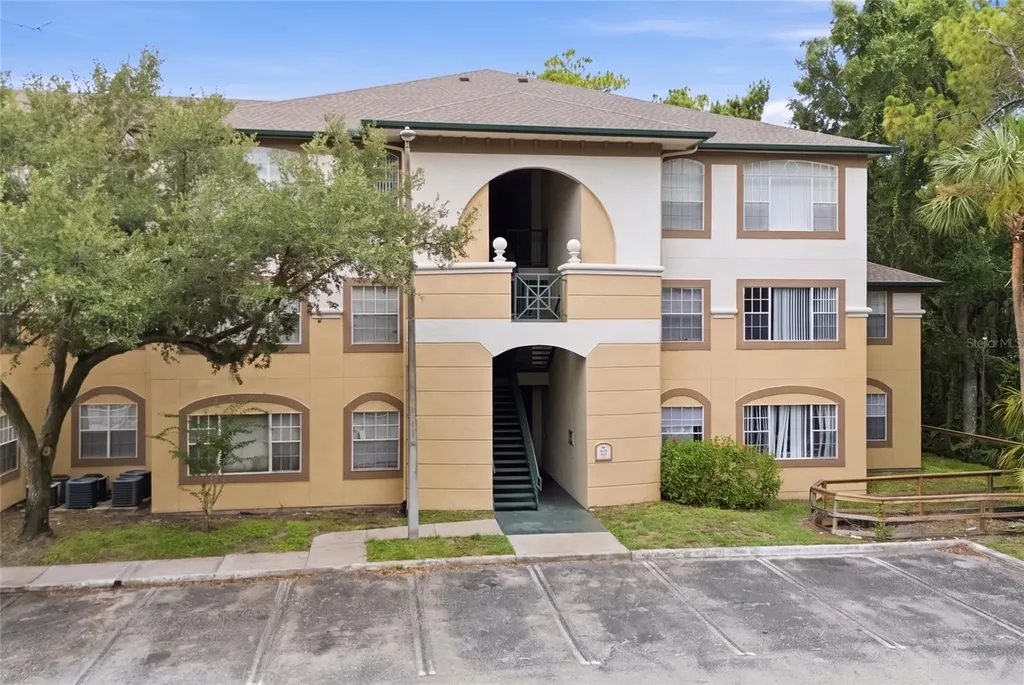 17112 Carrington Park Drive Tampa FL 33647