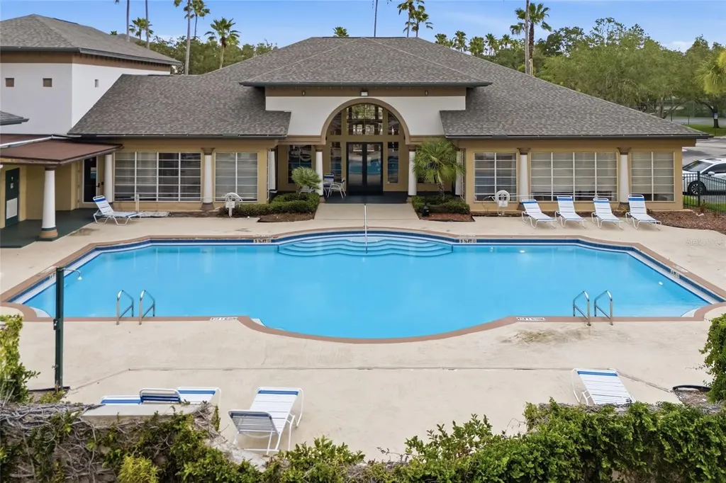 17112 Carrington Park Drive Tampa FL 33647