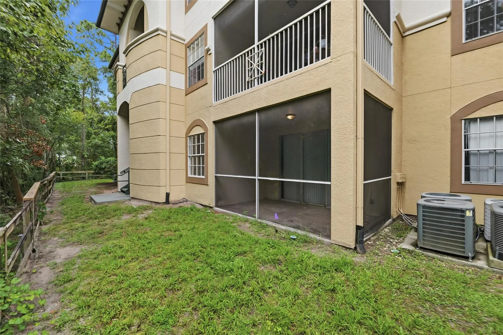 17112 Carrington Park Drive Tampa FL 33647
