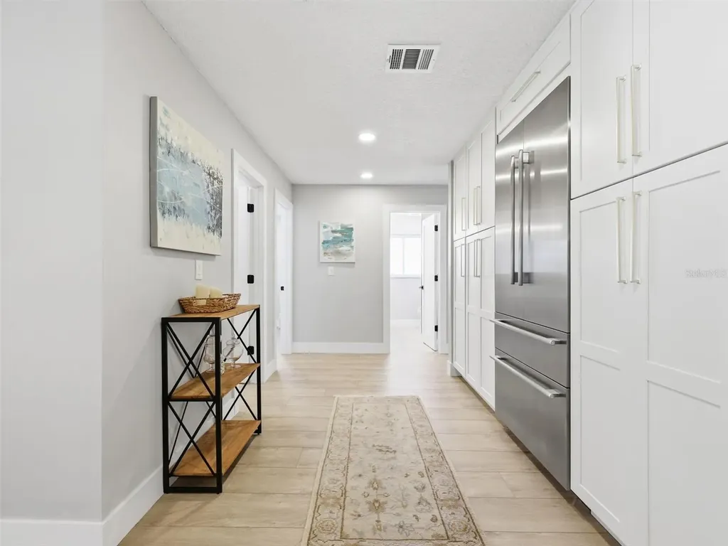 1029 Bal Harbour Drive Apollo Beach FL 33572