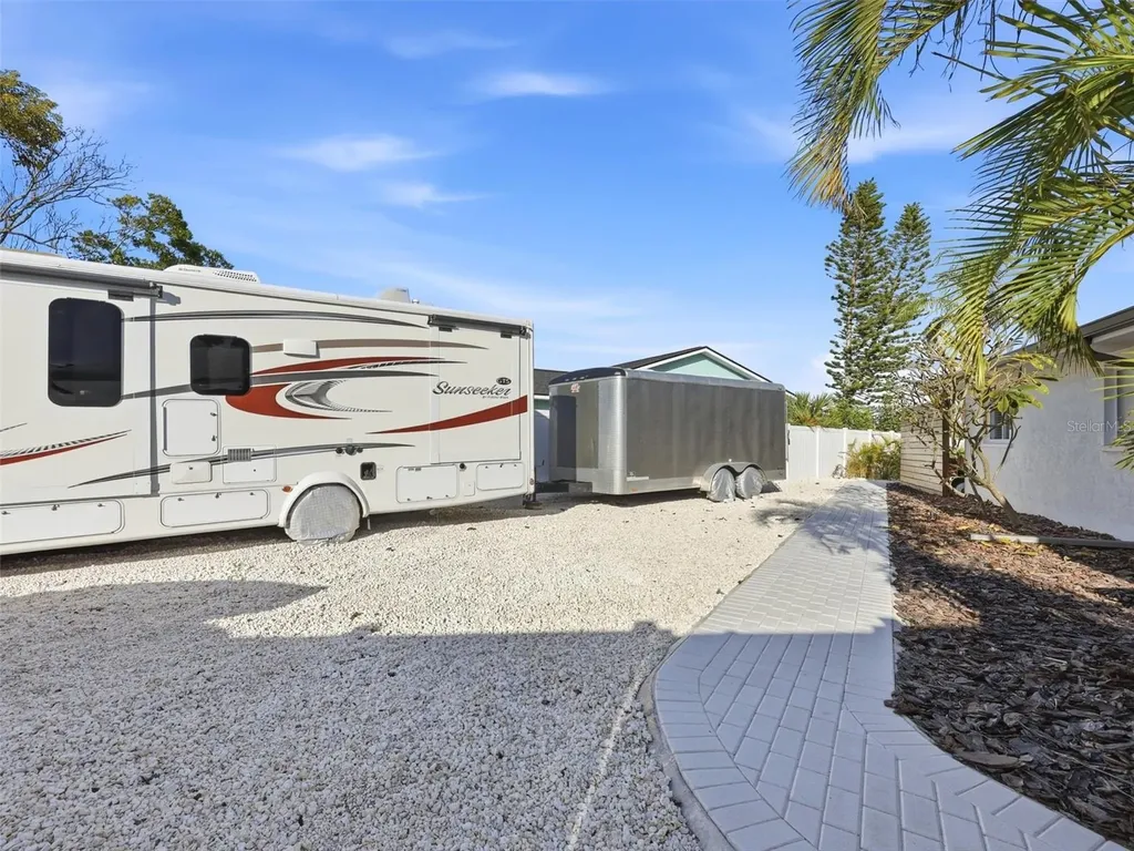 1029 Bal Harbour Drive Apollo Beach FL 33572