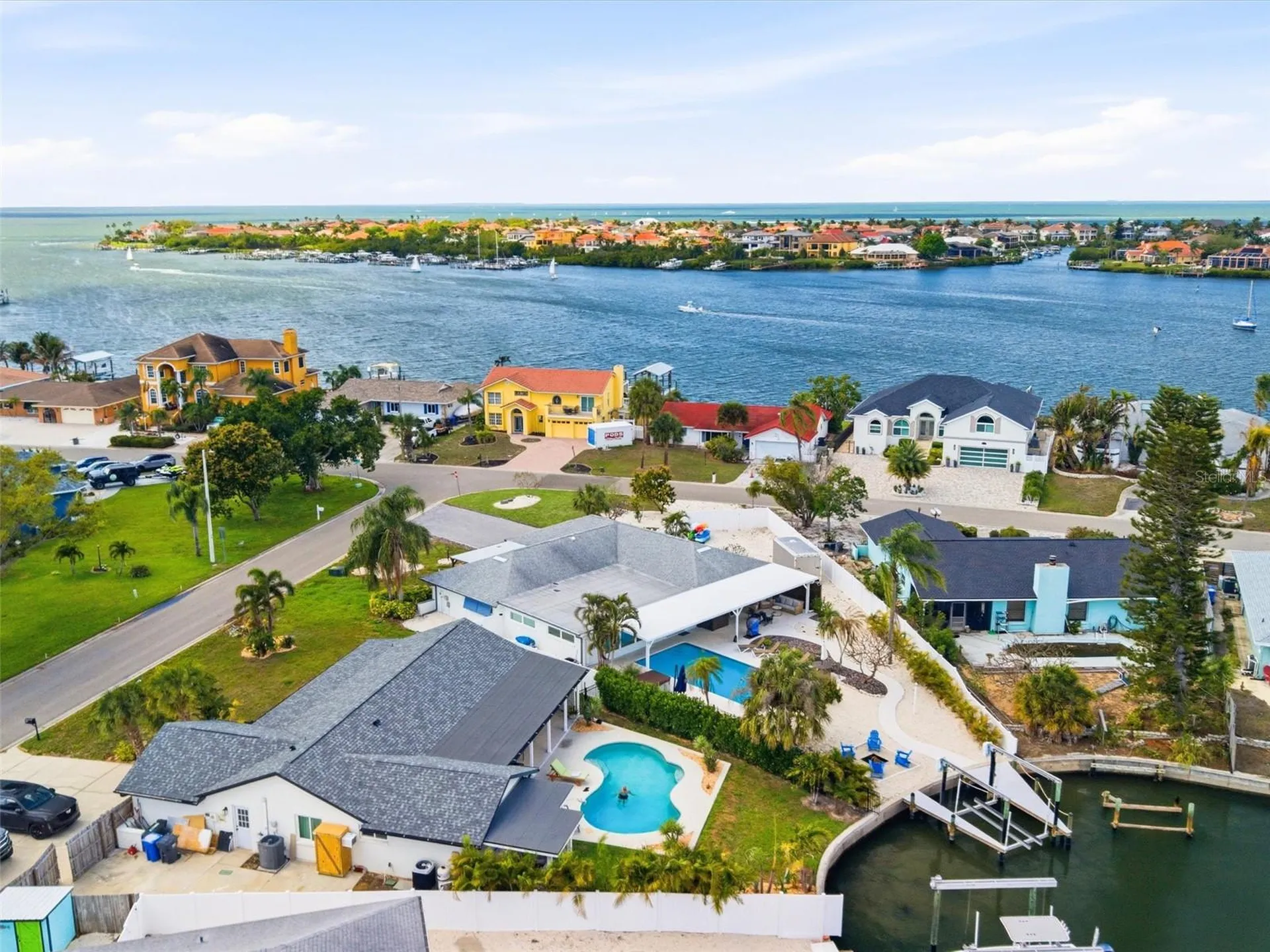 1029 Bal Harbour Drive Apollo Beach FL 33572