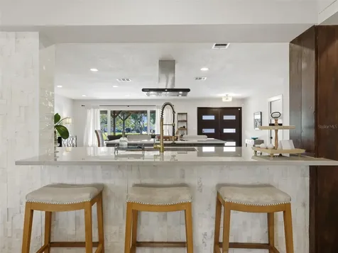 1029 Bal Harbour Drive Apollo Beach FL 33572