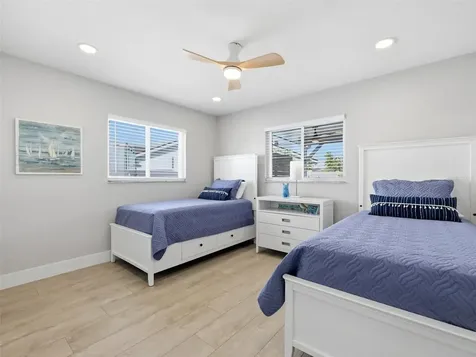 1029 Bal Harbour Drive Apollo Beach FL 33572