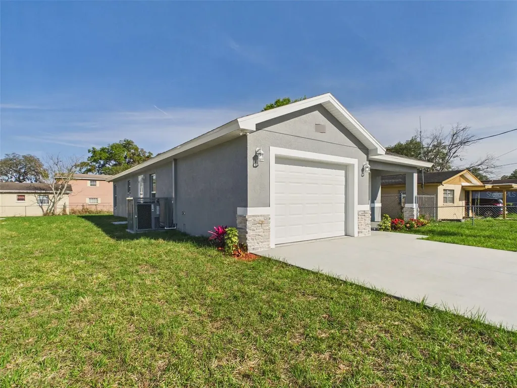 1343 Providence Road Lakeland FL 33805