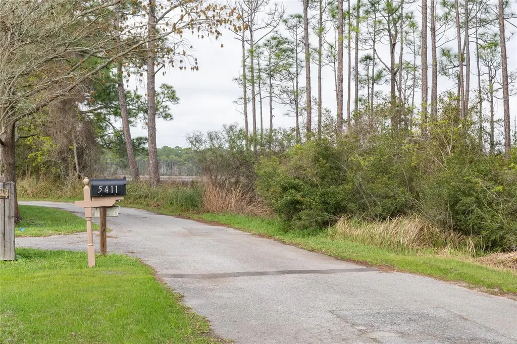 5411 Japonica Avenue Pensacola FL 32507