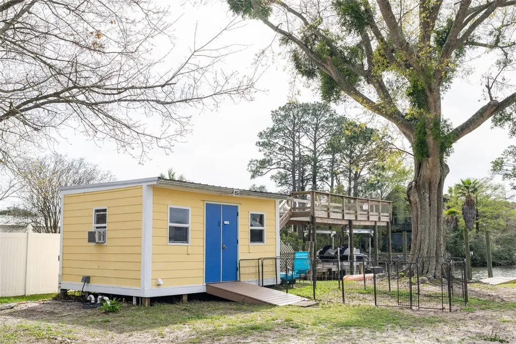 5411 Japonica Avenue Pensacola FL 32507