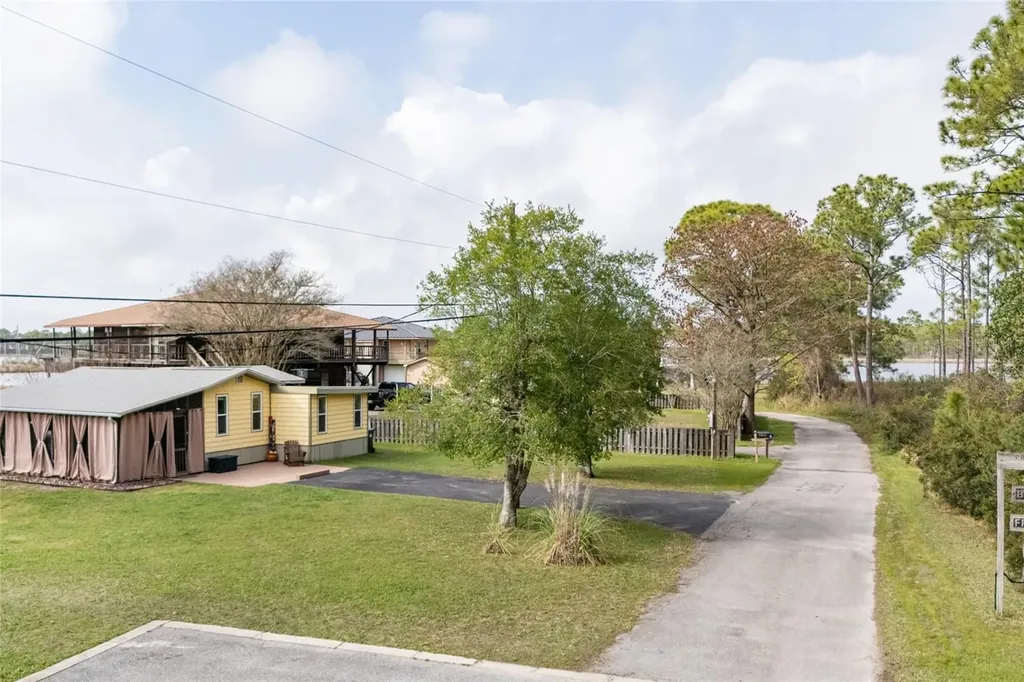5411 Japonica Avenue Pensacola FL 32507
