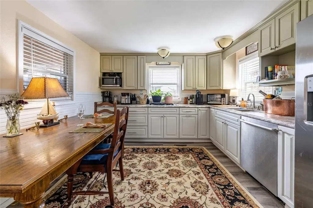 5411 Japonica Avenue Pensacola FL 32507