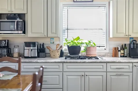 5411 Japonica Avenue Pensacola FL 32507