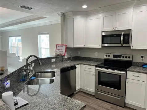 25107 SW 9th Lane Newberry FL 32669