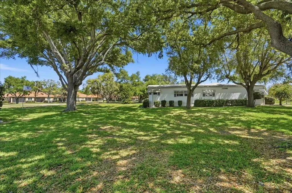 8514 Monarch Place Palmetto FL 34221