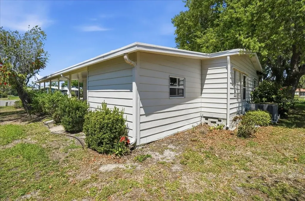 8514 Monarch Place Palmetto FL 34221