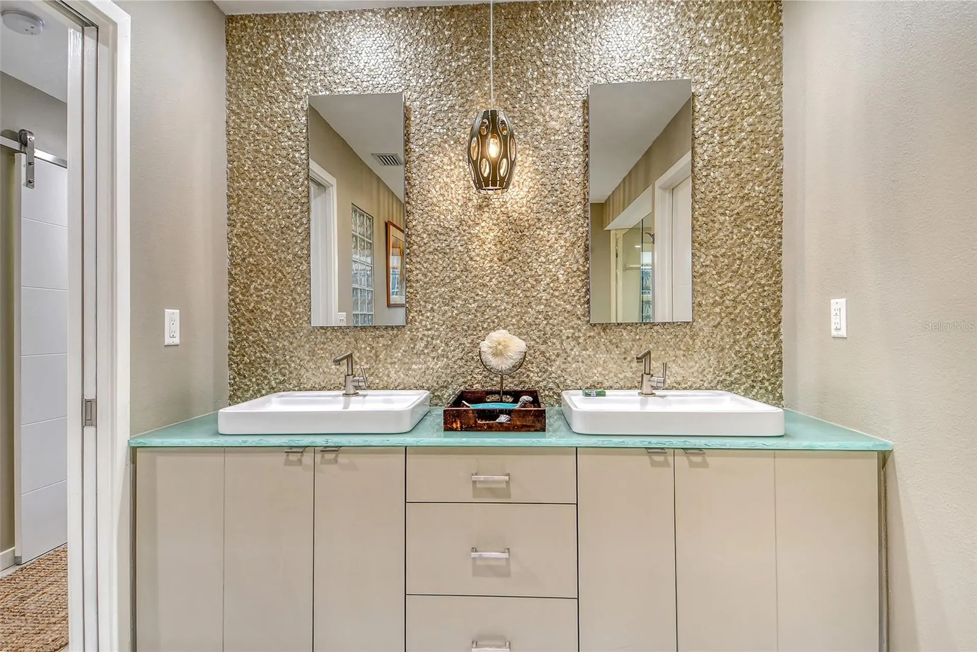 3427 Winding Oaks Drive Longboat Key FL 34228