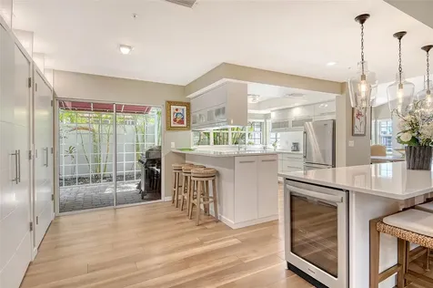 3427 Winding Oaks Drive Longboat Key FL 34228