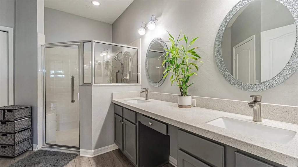 1123 Bensbrooke Drive Wesley Chapel FL 33543