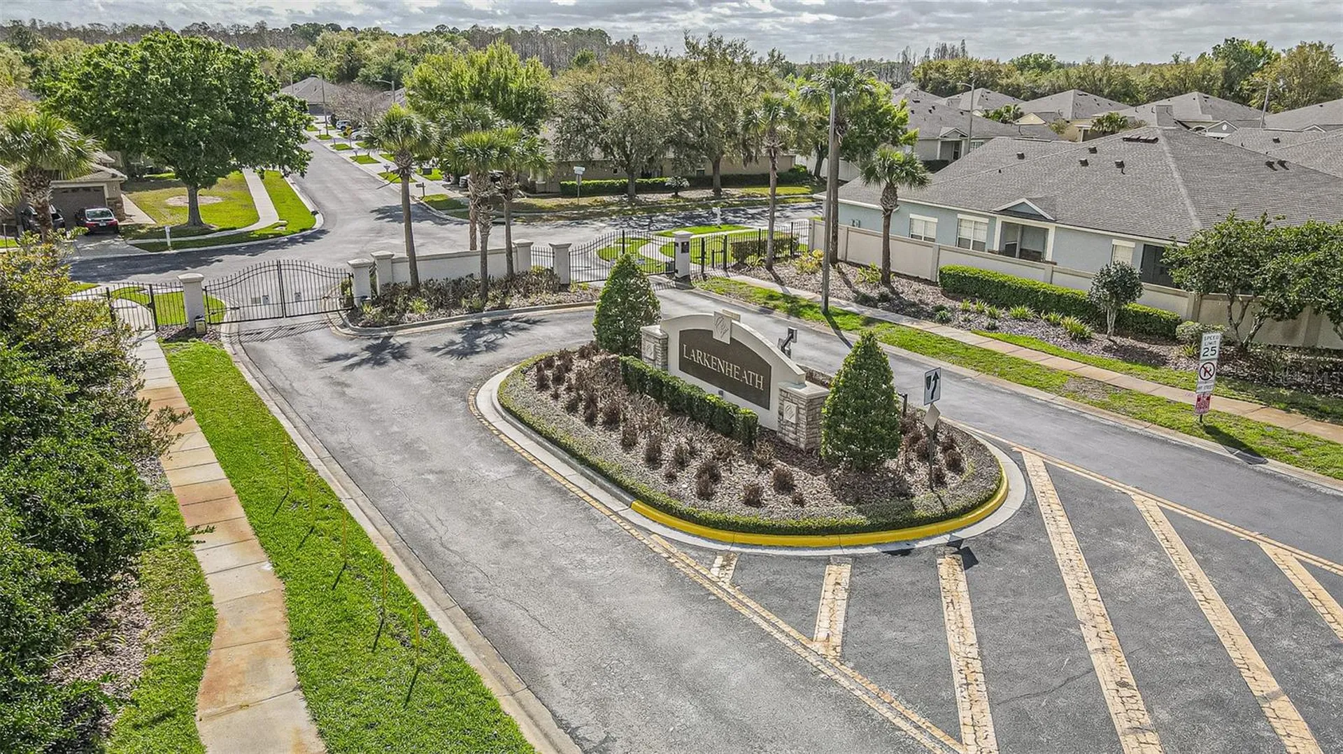 1123 Bensbrooke Drive Wesley Chapel FL 33543