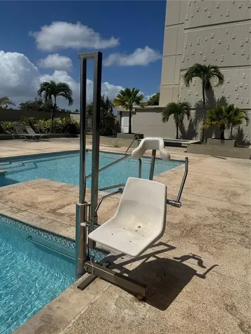 4745 Avenue Isla Verde Carolina PR 00979