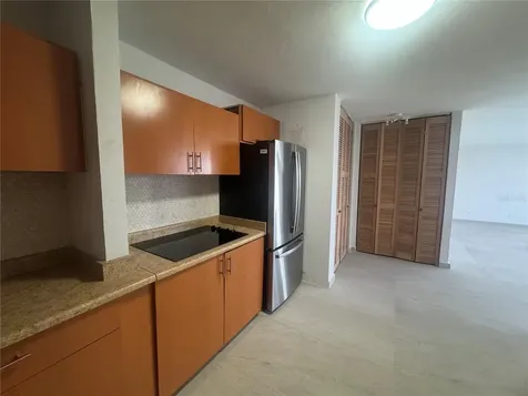 4745 Avenue Isla Verde Carolina PR 00979