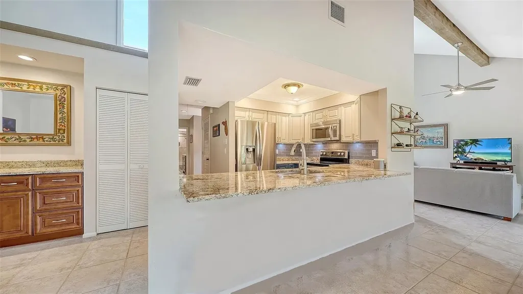 4396 Woodmans Chart Sarasota FL 34235