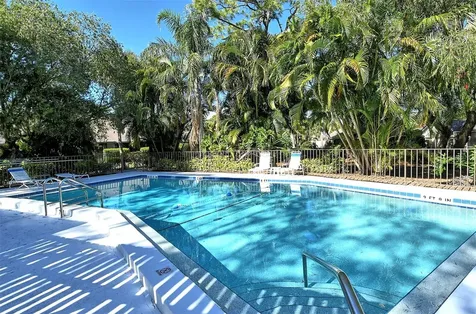 4396 Woodmans Chart Sarasota FL 34235