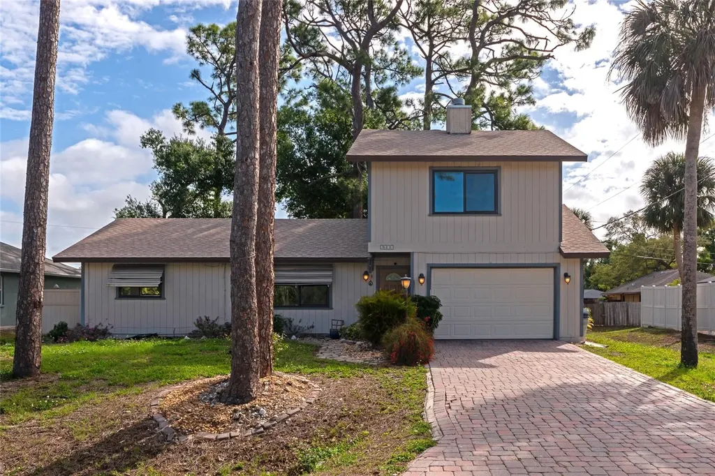 2631 Fiesta Drive Venice FL 34293