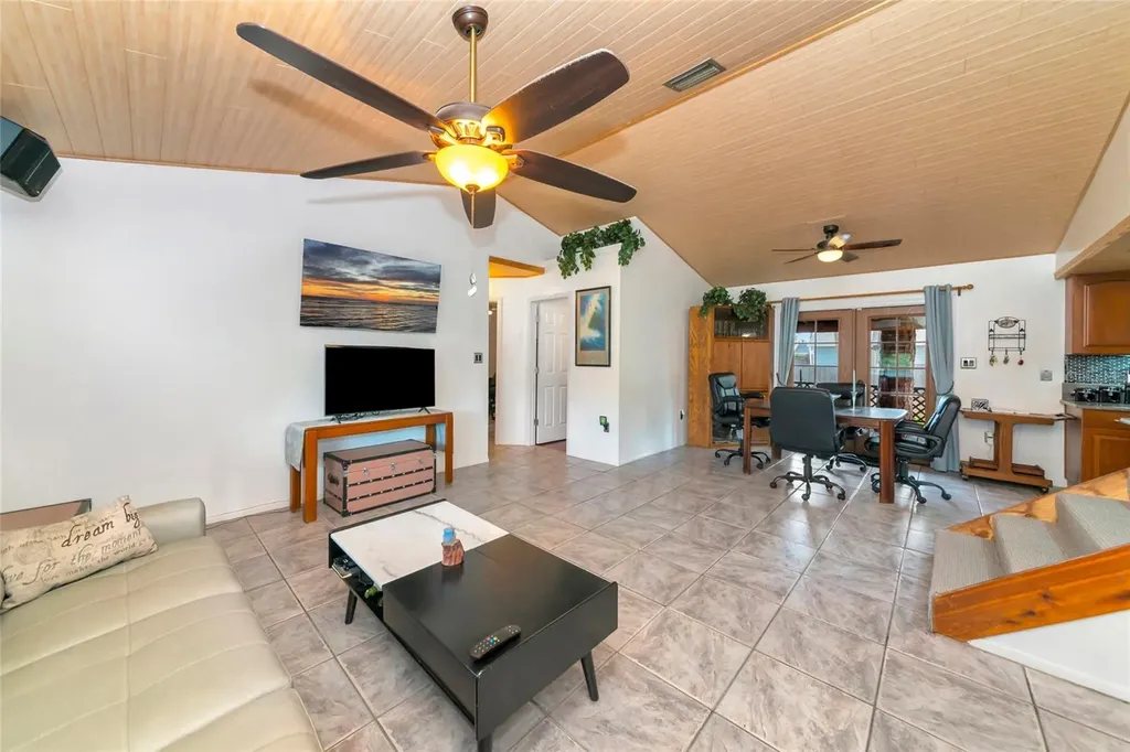 2631 Fiesta Drive Venice FL 34293