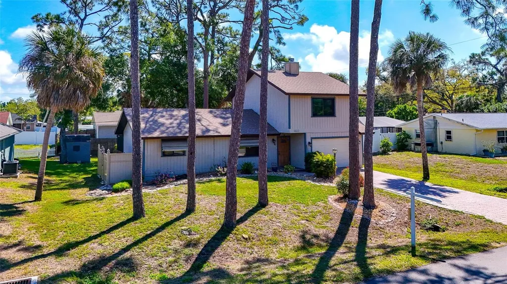 2631 Fiesta Drive Venice FL 34293