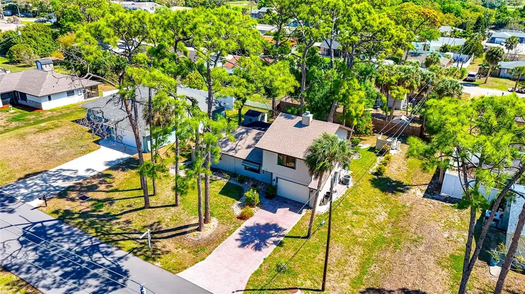 2631 Fiesta Drive Venice FL 34293
