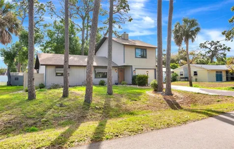 2631 Fiesta Drive Venice FL 34293