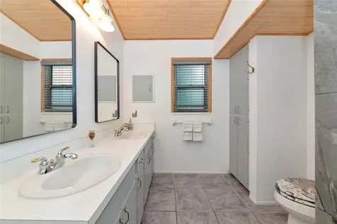 2631 Fiesta Drive Venice FL 34293