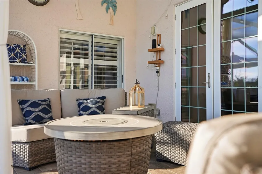 732 Lighthouse Drive Tarpon Springs FL 34689
