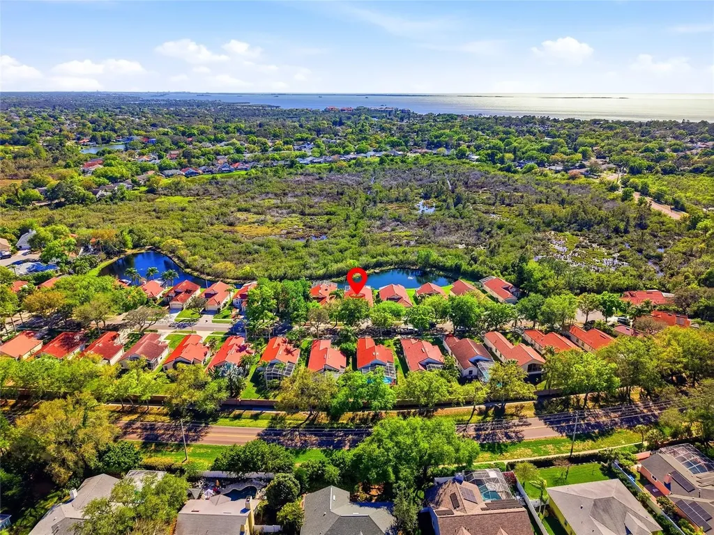 732 Lighthouse Drive Tarpon Springs FL 34689