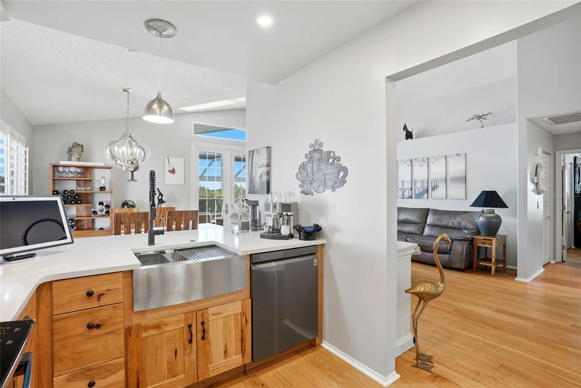 732 Lighthouse Drive Tarpon Springs FL 34689