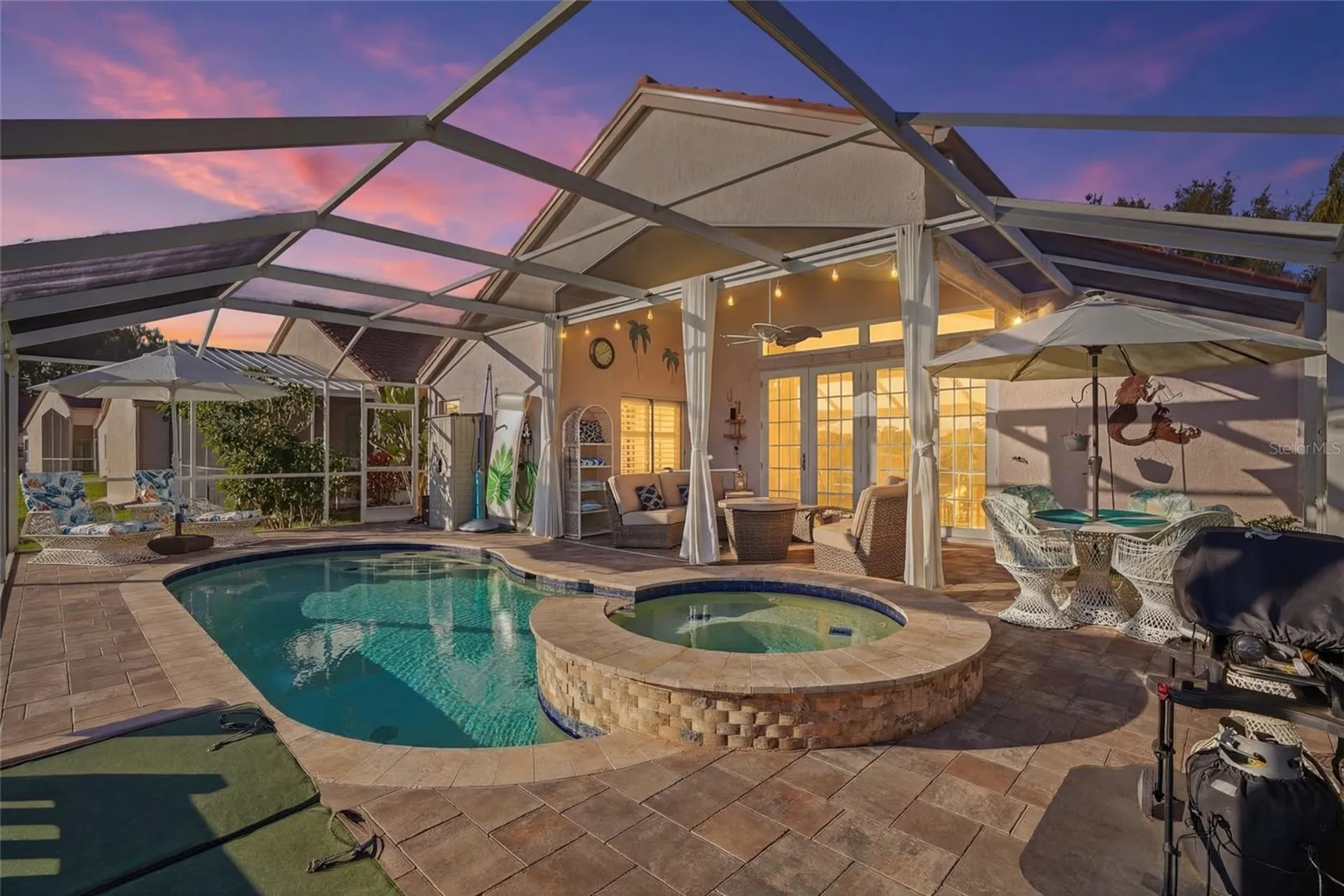 732 Lighthouse Drive Tarpon Springs FL 34689