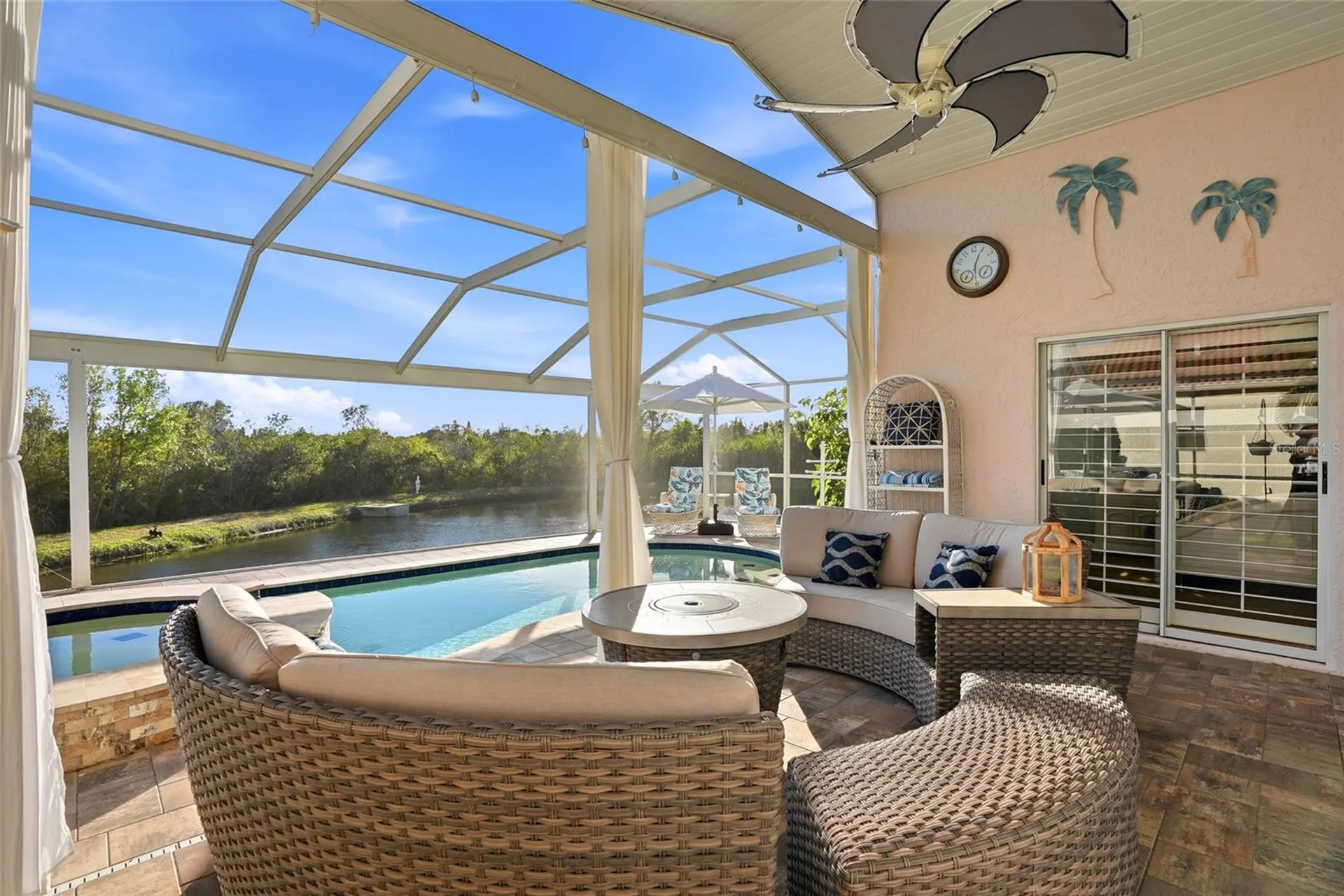 732 Lighthouse Drive Tarpon Springs FL 34689
