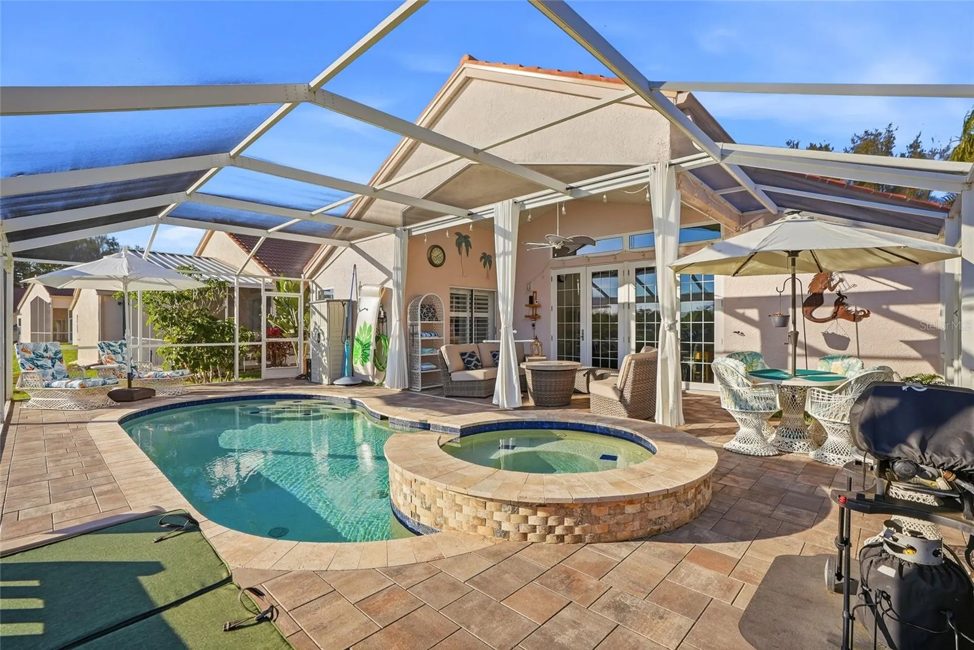 732 Lighthouse Drive Tarpon Springs FL 34689