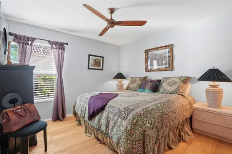 732 Lighthouse Drive Tarpon Springs FL 34689