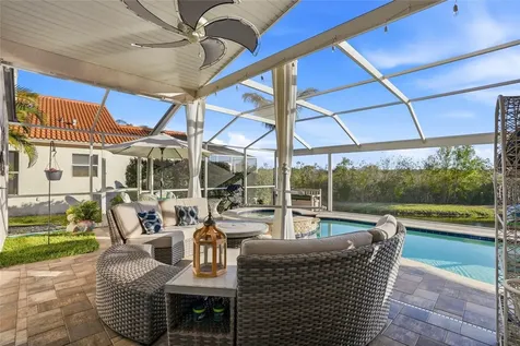 732 Lighthouse Drive Tarpon Springs FL 34689